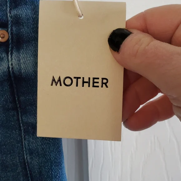 MOTHER THE STUNNER ZIP BUNNY SNIP NWT. SZ 31 CROP BERMUDA - Picture 3 of 10